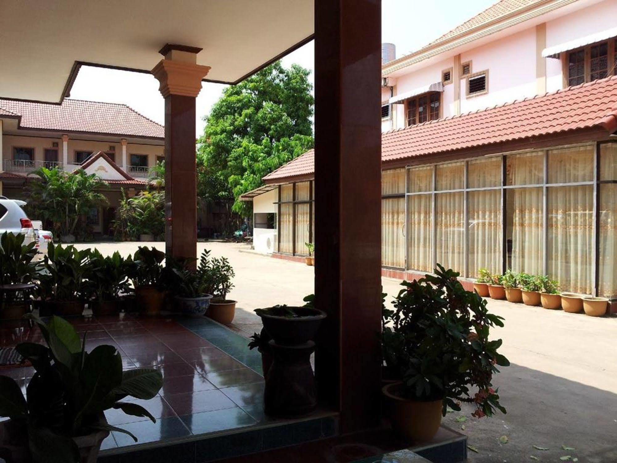 La Ong Dao Hotel 2 Vientiane Luaran gambar